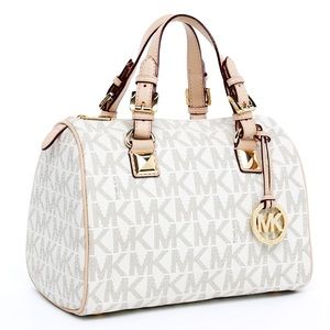 Michael Kors Grayson Bag in Vanilla